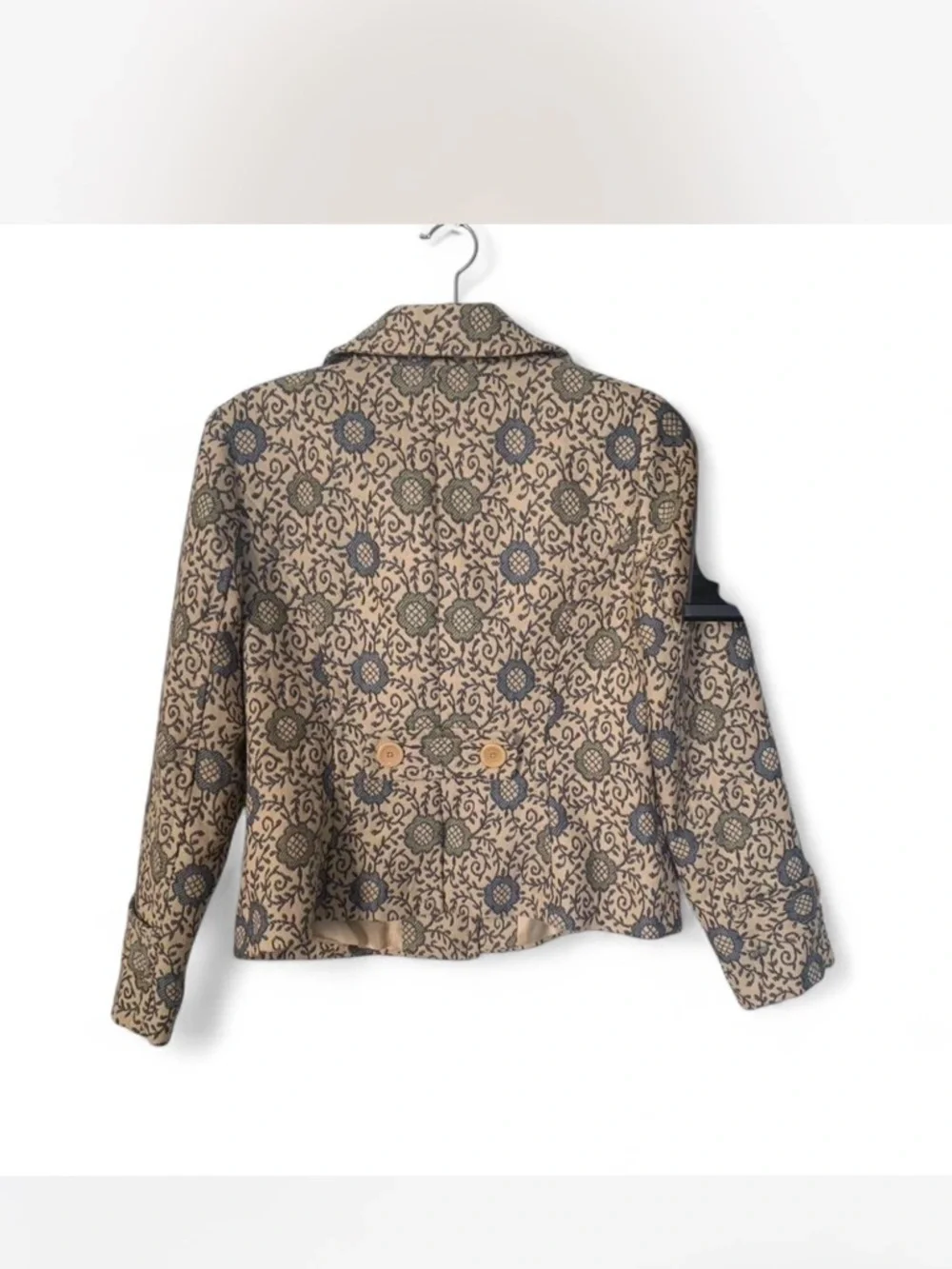 Classy with Boho Flair LOFT Beige Floral Jacquard Cropped Jacket size 8P - Picture 3 of 8